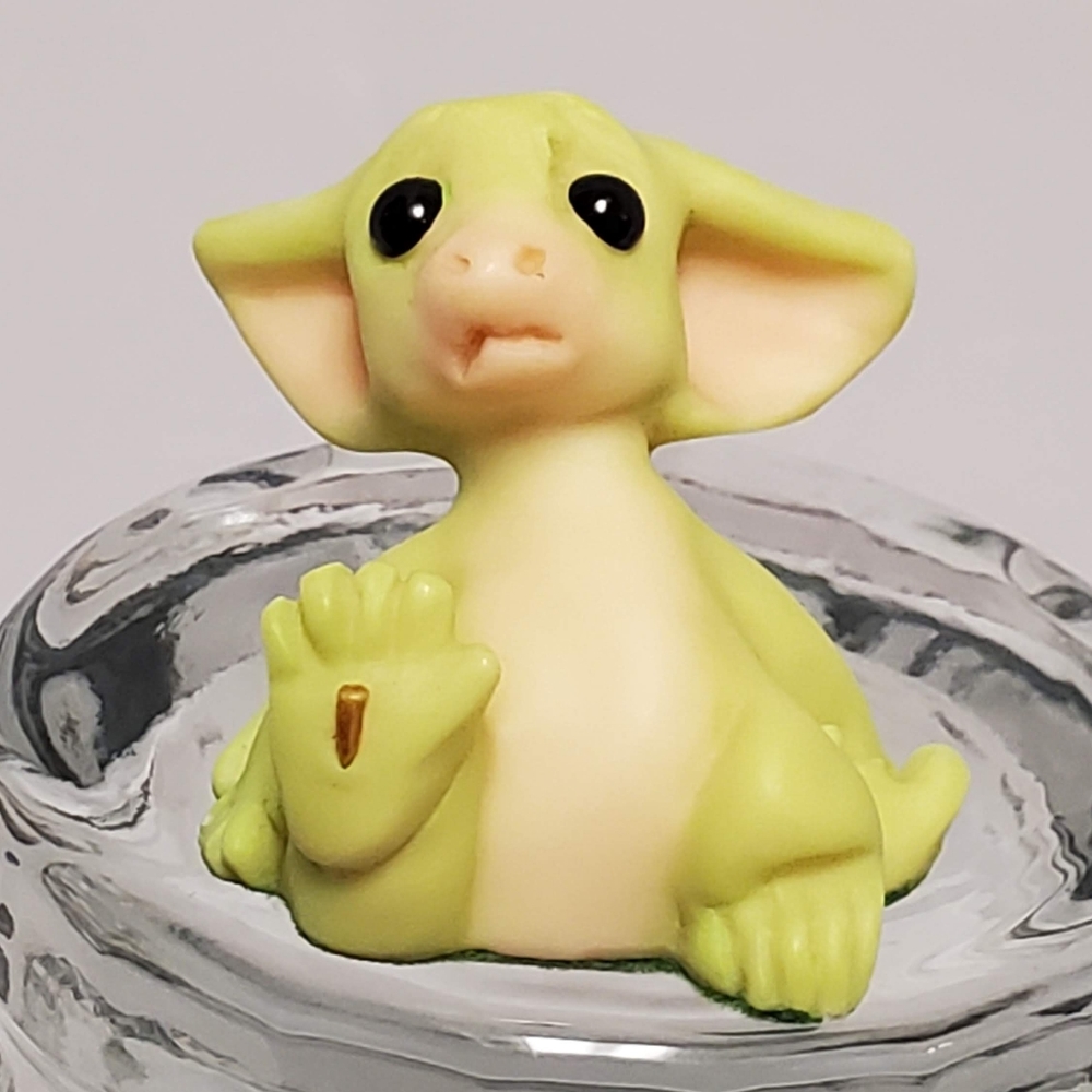 Real Musgrave Little Foot Dragon Figurine